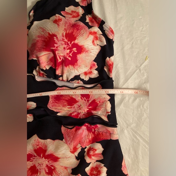 DKNY floral Print Pink Red White navy Scallop-Edge with mesh Tankini Top M EUC - Picture 9 of 16